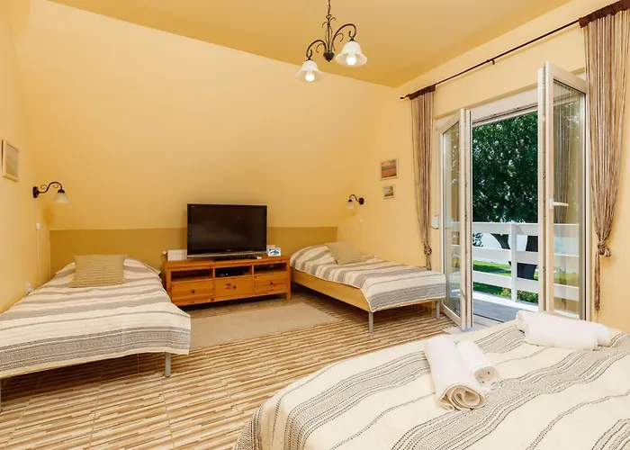 Hanna By Interhome בית נופש בלטונללה