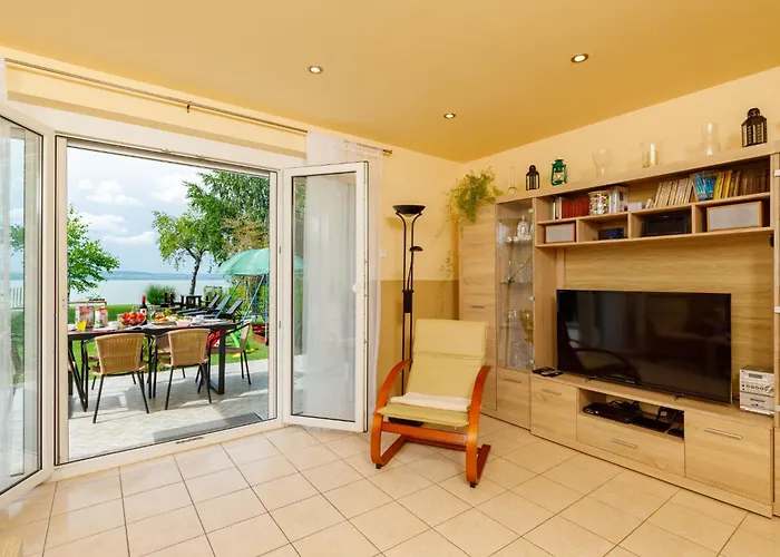 בית נופש Hanna By Interhome